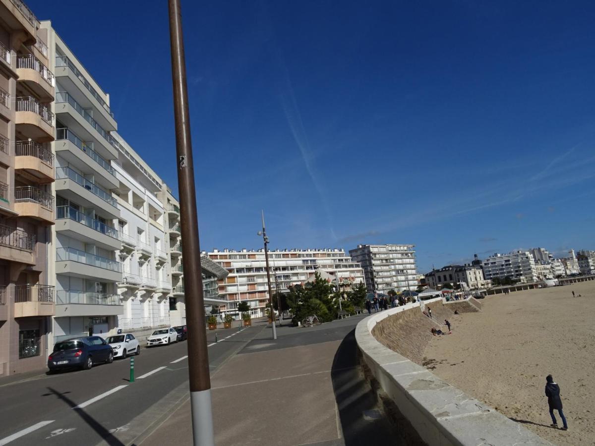 Appartement T2 Face Plage Avec Balcon, Cuisine Equipee Et Tv - Fr-1-92-908 Les Sables-dʼOlonne Eksteriør billede