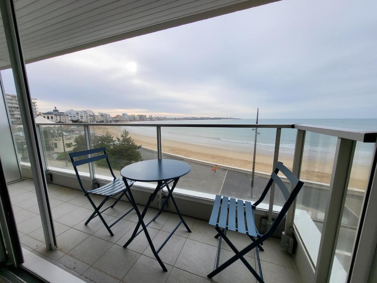 Appartement T2 Face Plage Avec Balcon, Cuisine Equipee Et Tv - Fr-1-92-908 Les Sables-dʼOlonne Eksteriør billede